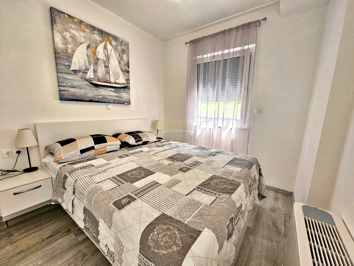 Casa di lusso a Čiovo - Mastrinka con 3 appartamenti e vista aperta sul mare